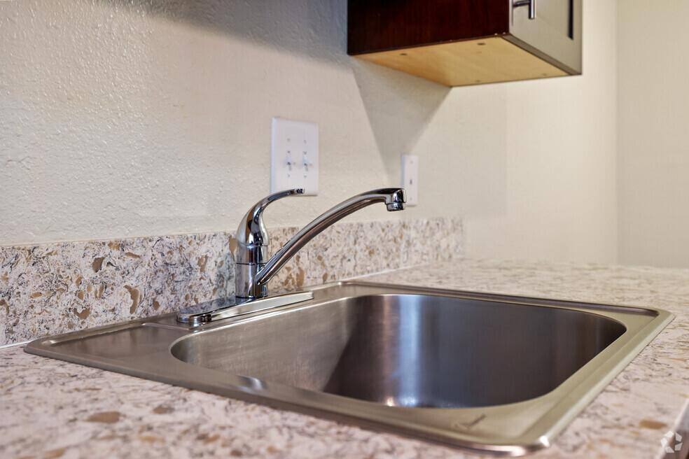 Apartment for rent at 1927 Dwight Way #101, Berkeley, CA 94704