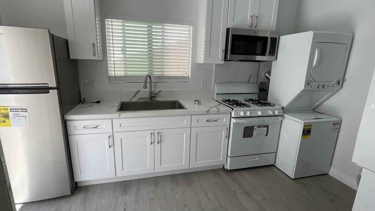 House for rent at 4354 138th St, Hawthorne, CA 90250