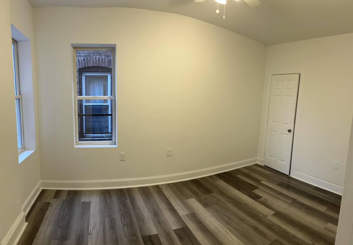 Apartment for rent at 311 Spring St, Trenton, NJ 08618