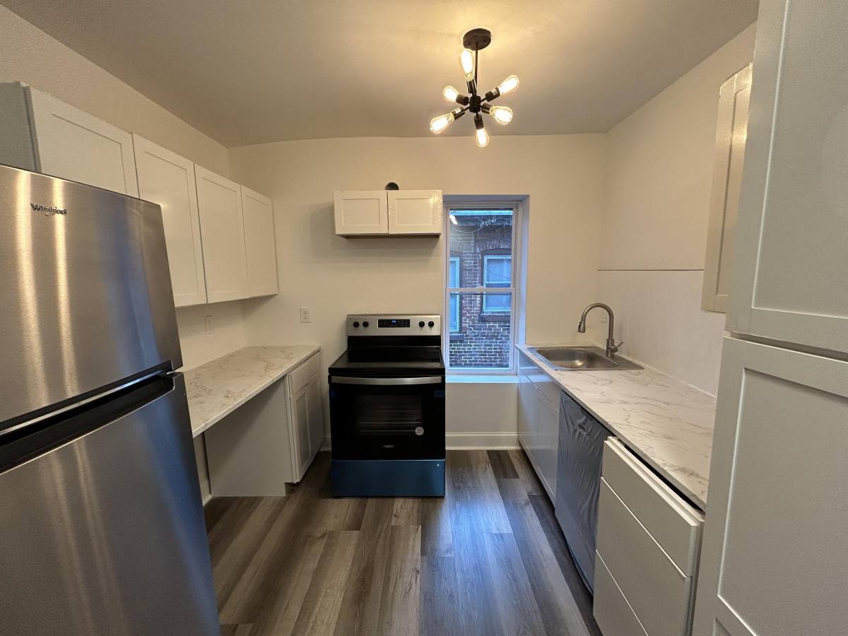 Apartment for rent at 311 Spring St, Trenton, NJ 08618