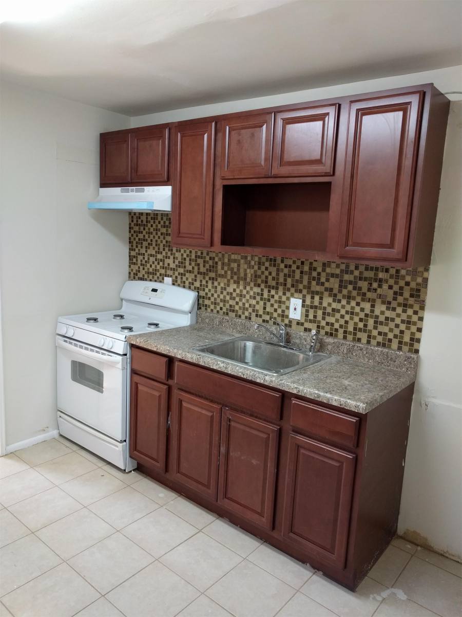 Apartment for rent at 901 E Cliveden St #2, Philadelphia, PA 19119
