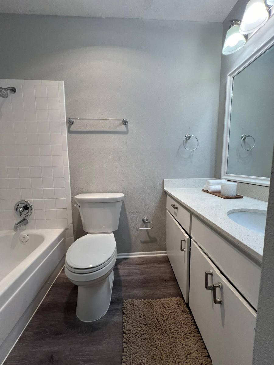 Apartment for rent at Greenway, 14500 Roadrunner Way, San Antonio, TX 78249