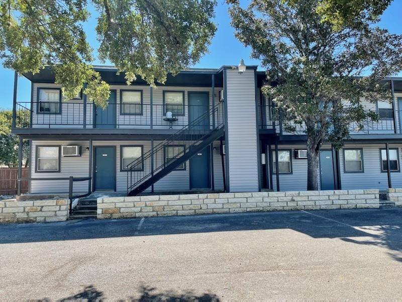 Apartment for rent at Greenway, 14500 Roadrunner Way, San Antonio, TX 78249