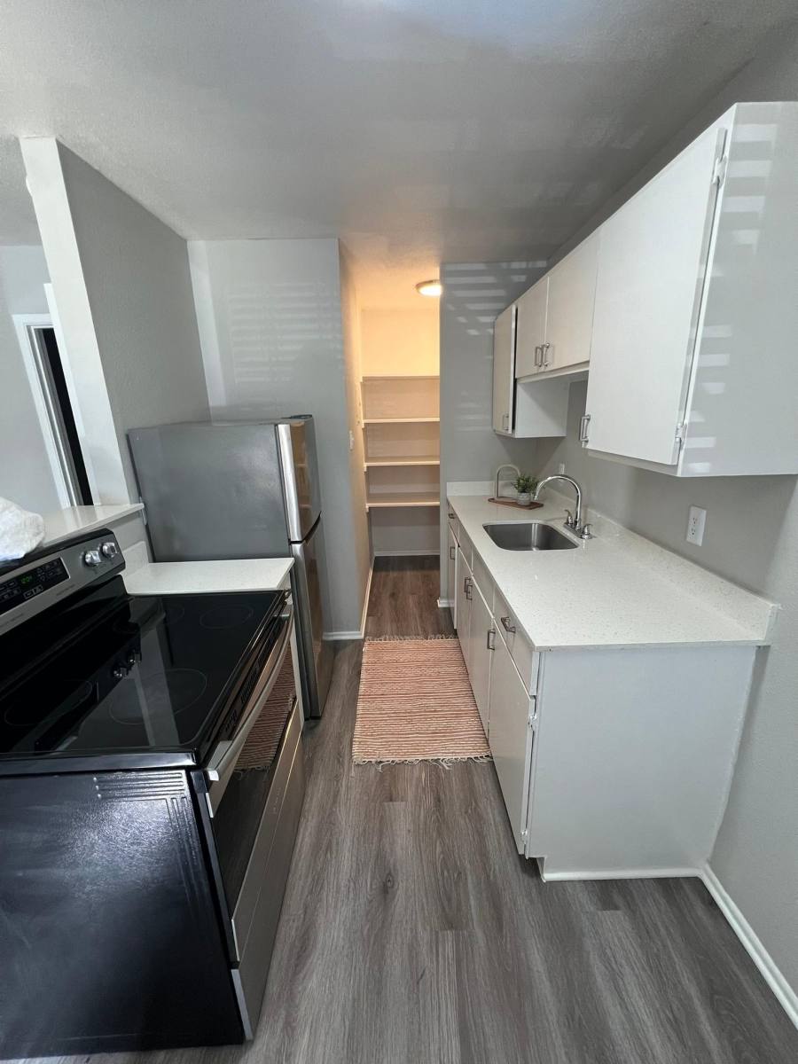 Apartment for rent at Greenway, 14500 Roadrunner Way, San Antonio, TX 78249
