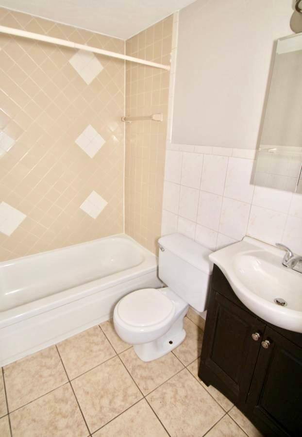 Apartment for rent at Middleswart, 316 Hickman St #153, Bridgeville, PA 15017