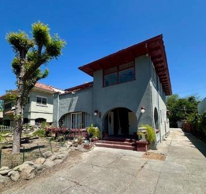 Apartment for rent at 960 N Van Ness Ave #D, Fresno, CA 93728