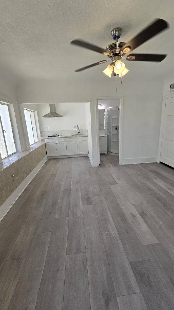 Apartment for rent at 960 N Van Ness Ave #D, Fresno, CA 93728