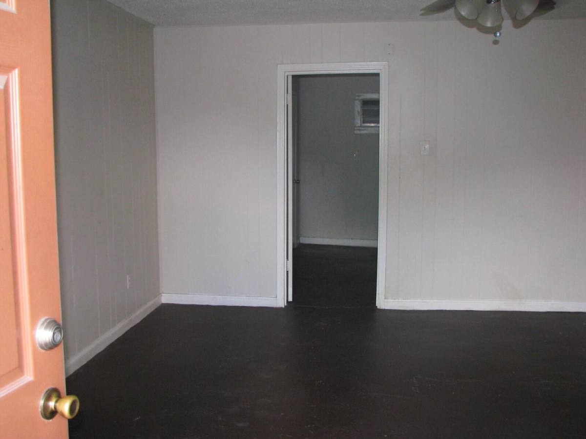 Apartment for rent at 3806 Wipprecht, Houston, TX 77026