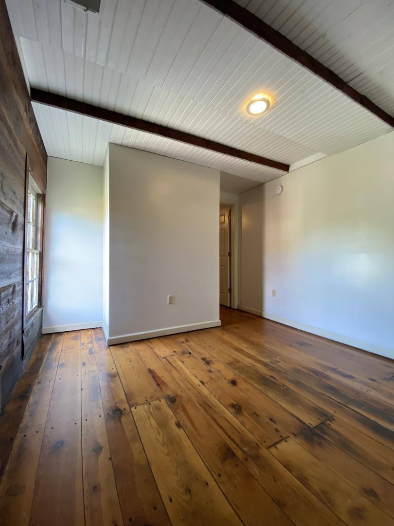 Apartment for rent at 135 W Main St #3, Wardensville, WV 26851