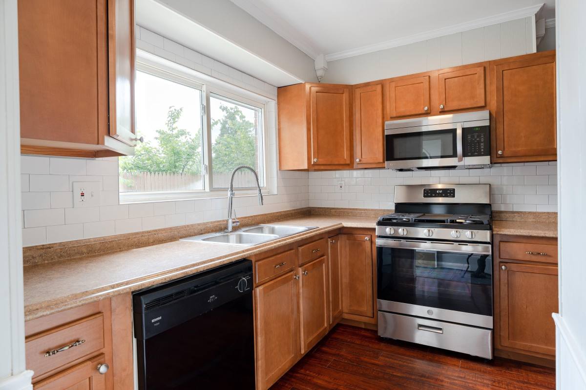 Townhouse for rent at 600-638 Clymer Ave #612, Morrisville, PA 19067