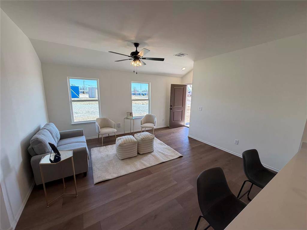 House for rent at 12213 SW 2nd St, Yukon, OK 73099