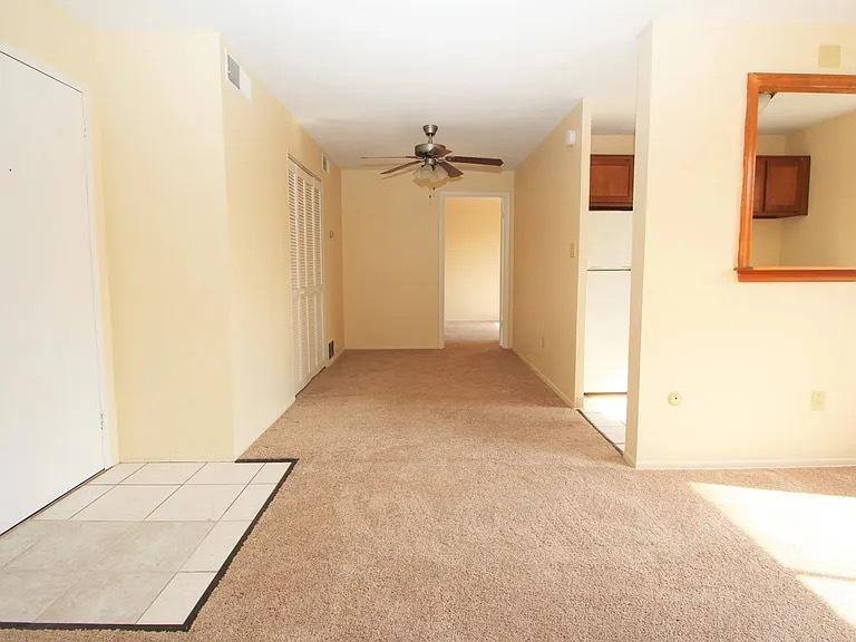 Apartment for rent at Brittany, 284 Moon Clinton Rd, Coraopolis, PA 15108