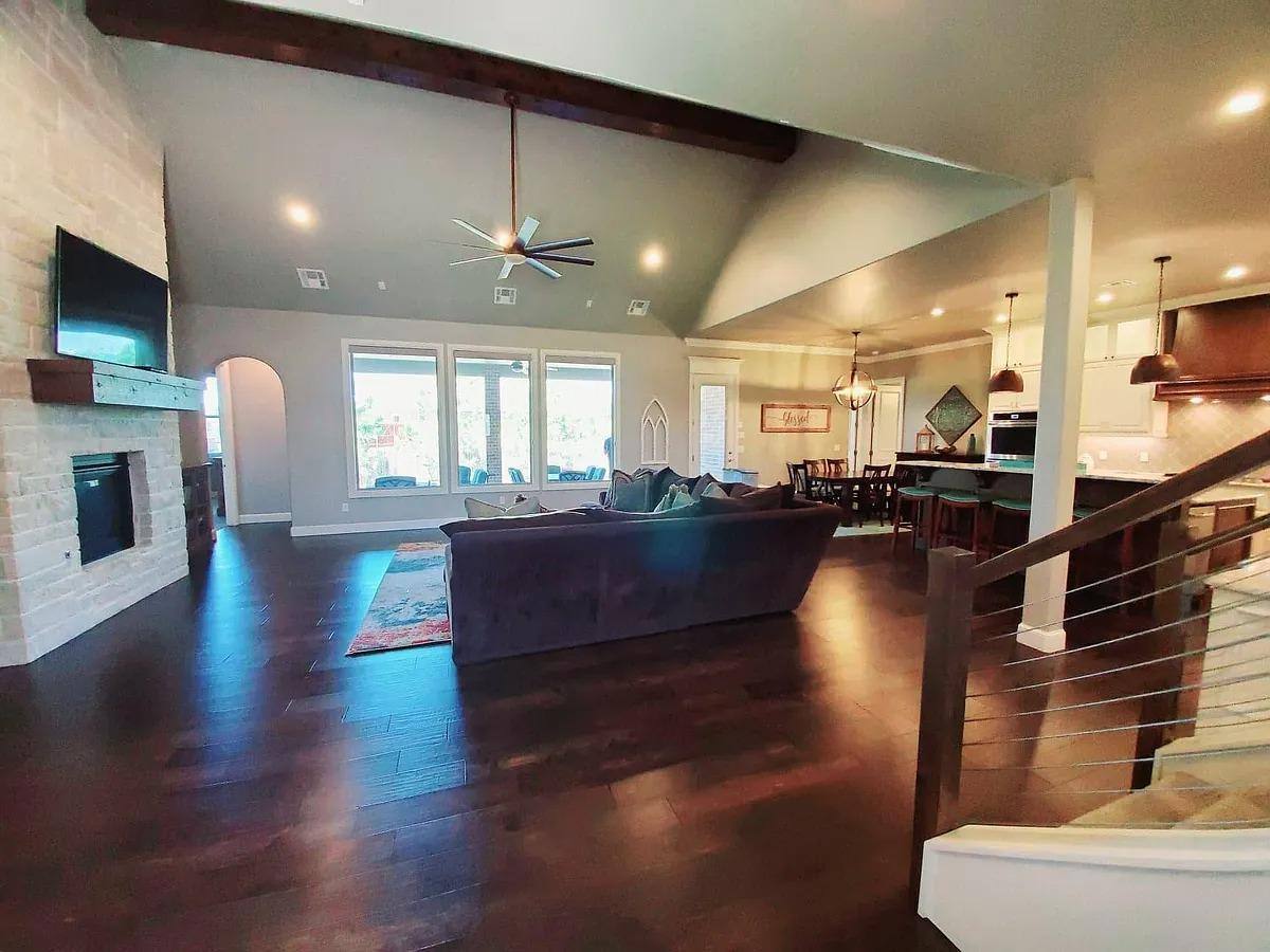 House for rent at Twin Bridges, 5309 Arch Bridge Court, Edmond, OK 73034