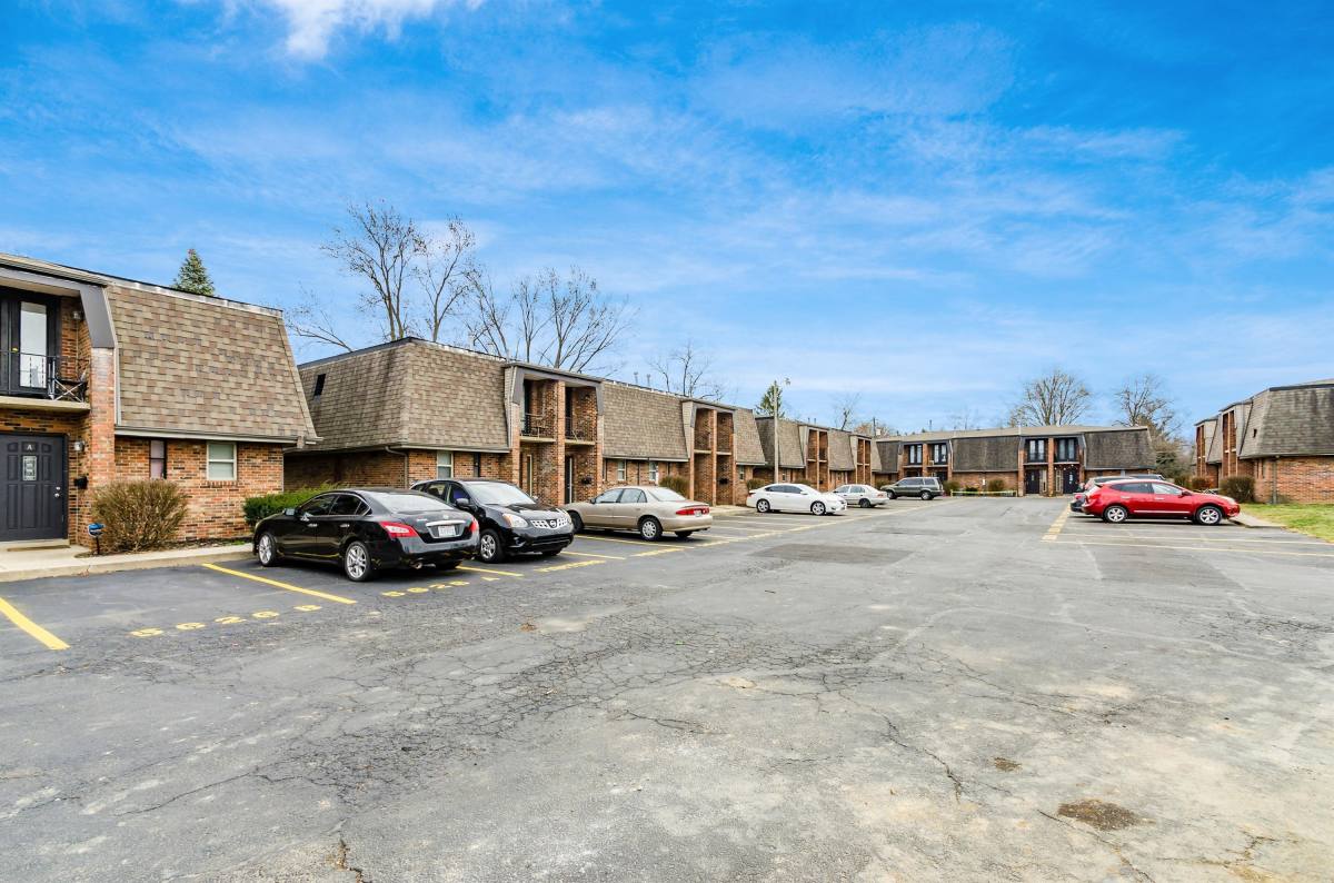 Apartment for rent at 5586-5630 Ironwood Court, 5586 Ironwood Court #5596B, Columbus, OH 43229