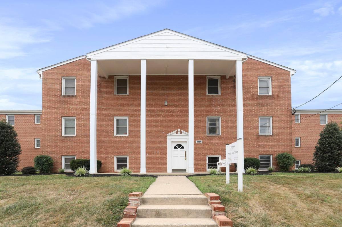 Apartment for rent at 1499 N E St #1, Frederick, MD 21701