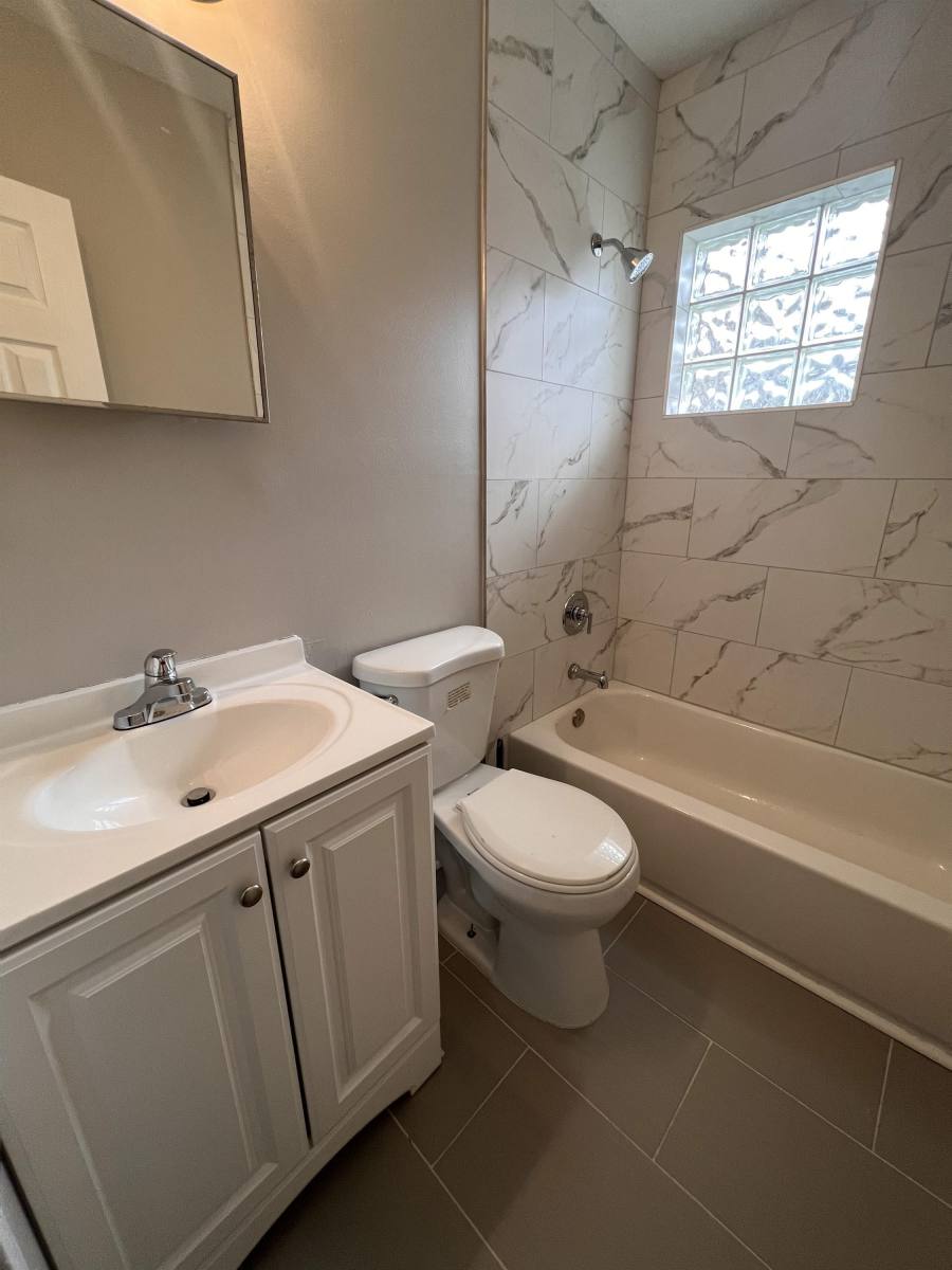 Apartment for rent at 865 Hank Aaron Dr #204, Atlanta, GA 30315