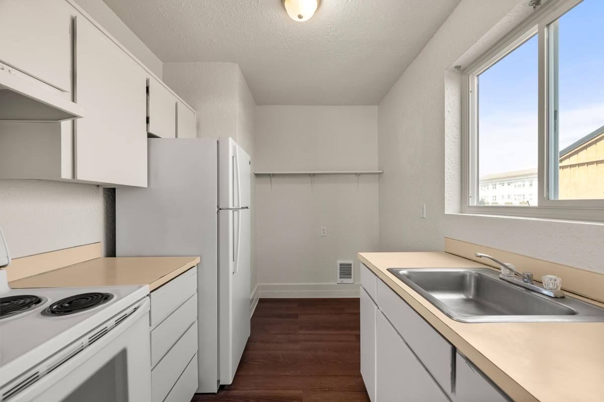 Apartment for rent at 215 E 1st St #105, Aberdeen, WA 98520
