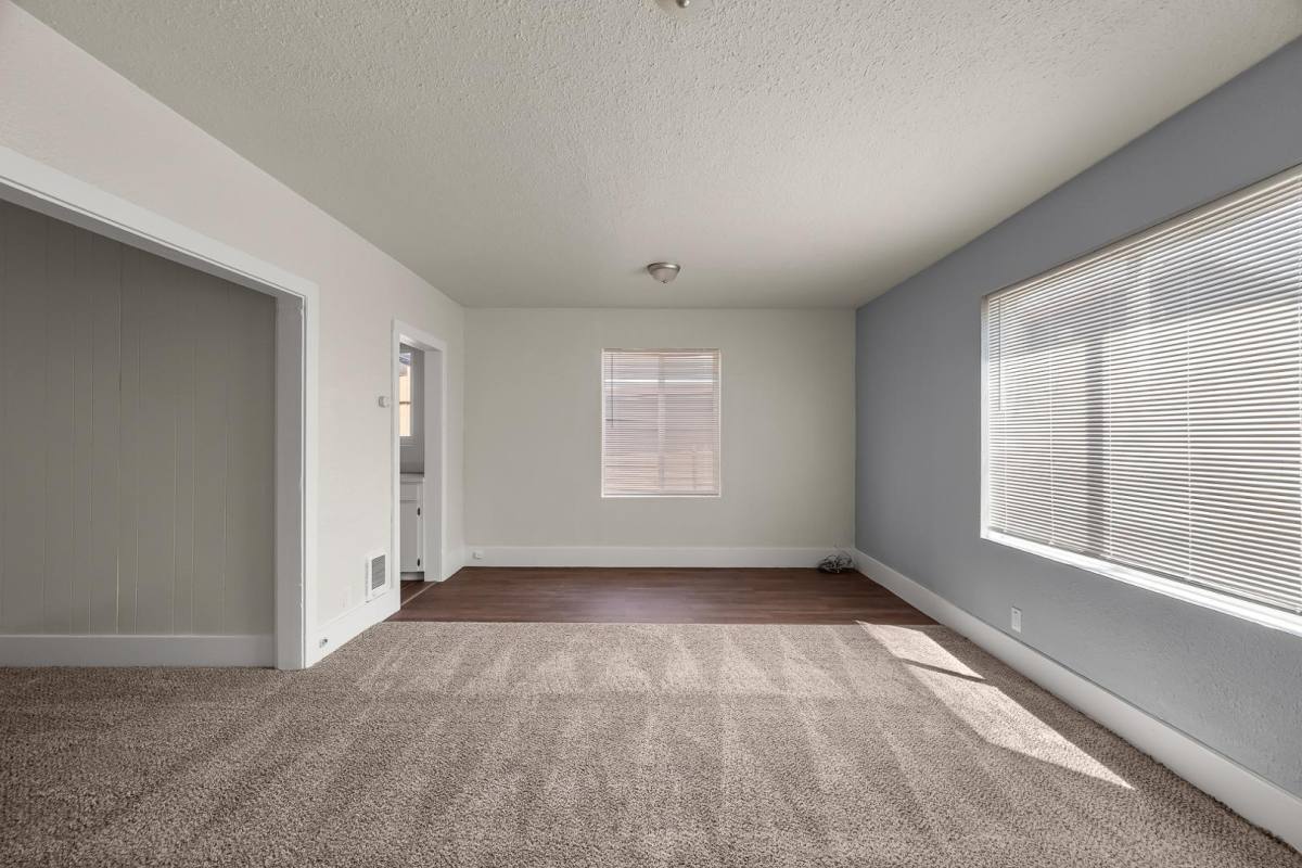 Apartment for rent at 215 E 1st St #105, Aberdeen, WA 98520