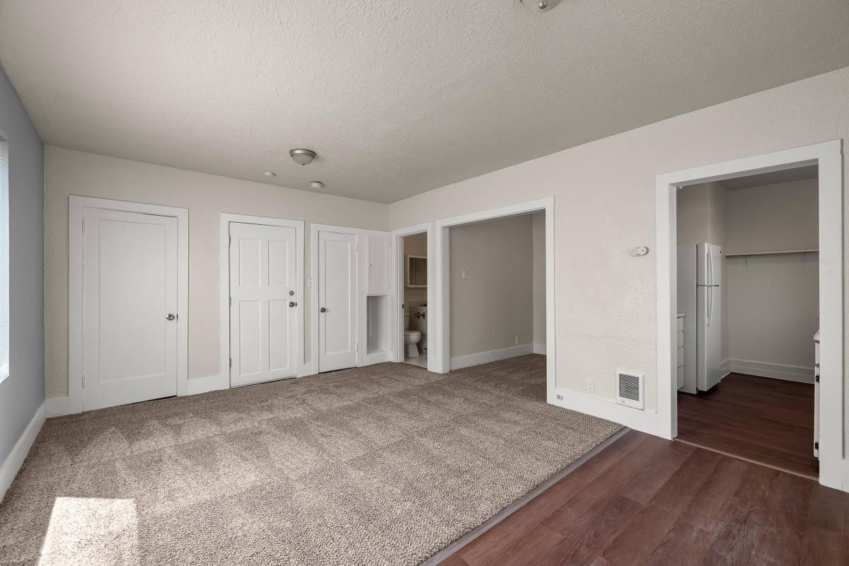 Apartment for rent at 215 E 1st St #105, Aberdeen, WA 98520