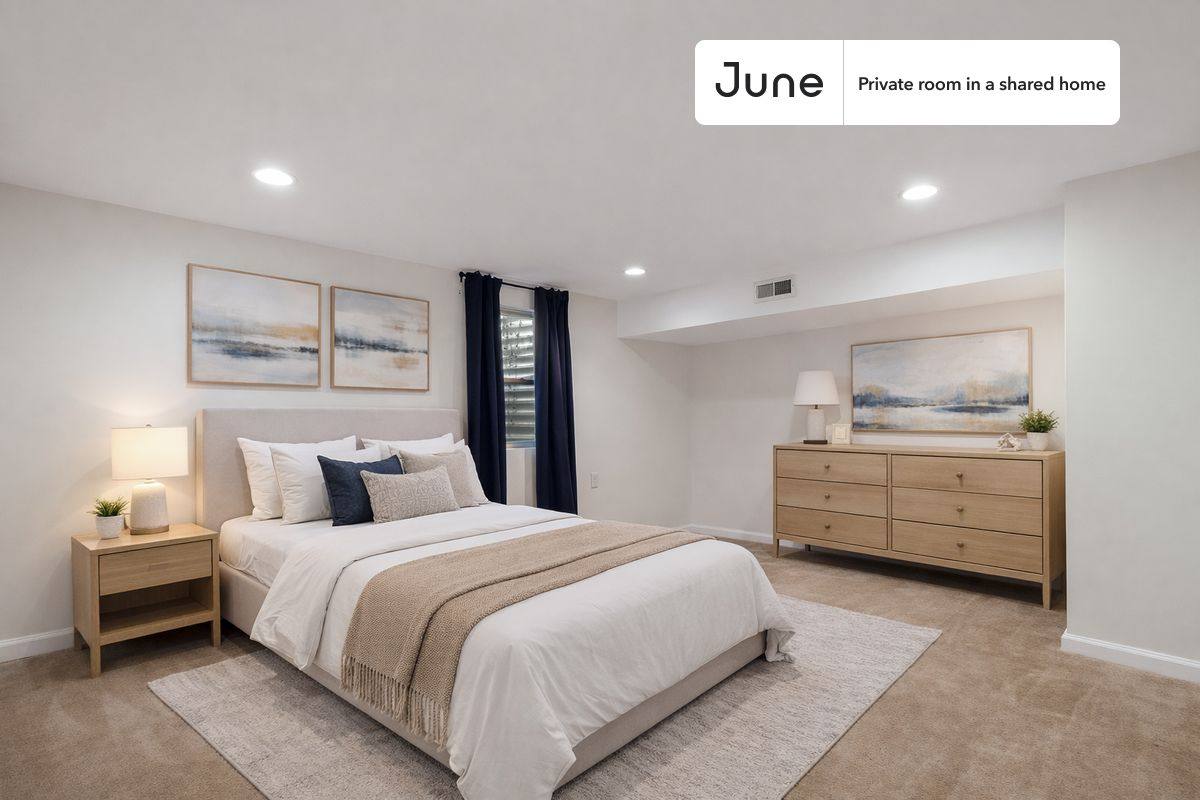 Apartment for rent at 1242 11th St NW, Washington, DC 20001
