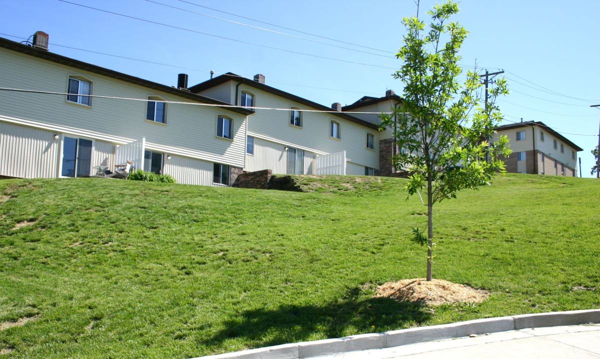 Apartment for rent at 829 SW Blvd, Jefferson City, MO 65109