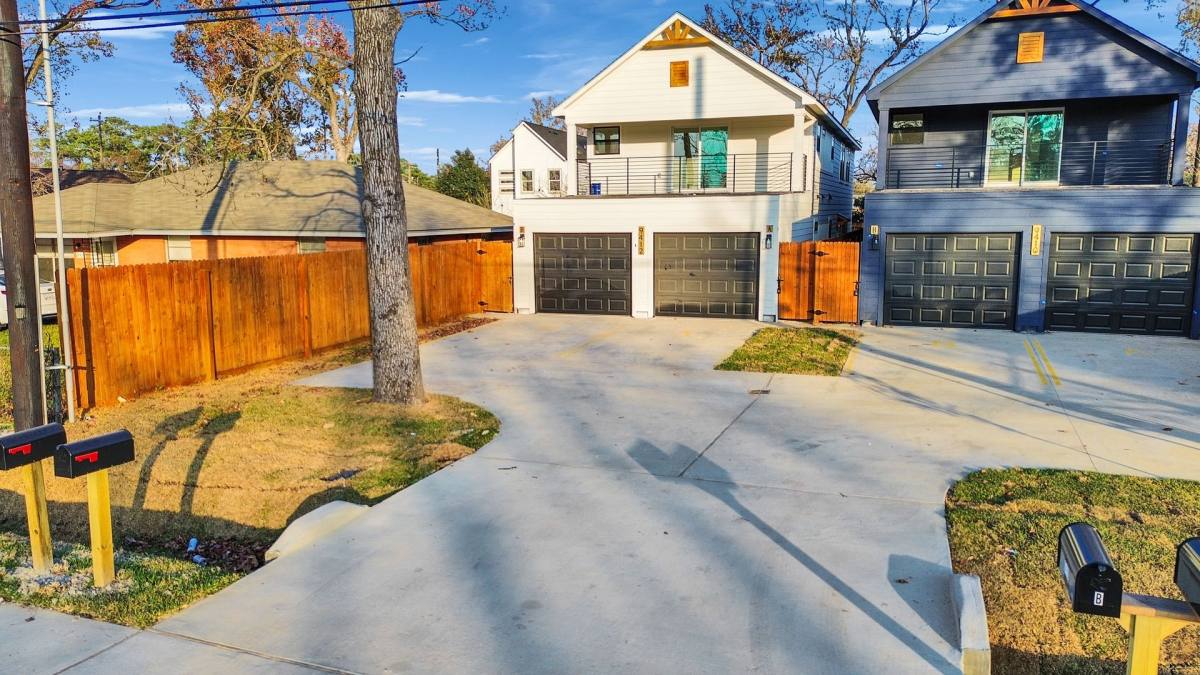 House for rent at 9410 Firnat St, Houston, TX 77016
