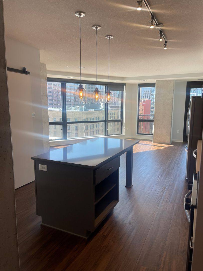 Apartment for rent at 811 Washington Ave S, Minneapolis, MN 55415
