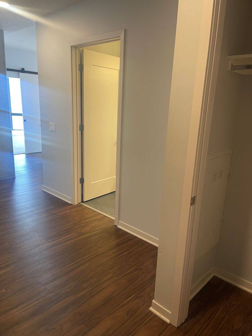 Apartment for rent at 811 Washington Ave S, Minneapolis, MN 55415