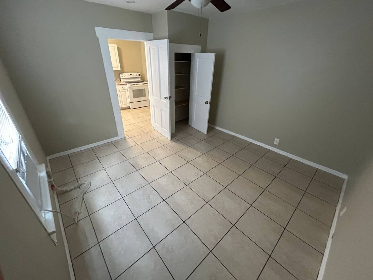 Apartment for rent at 522 7th Ave W, Palmetto, FL 34221