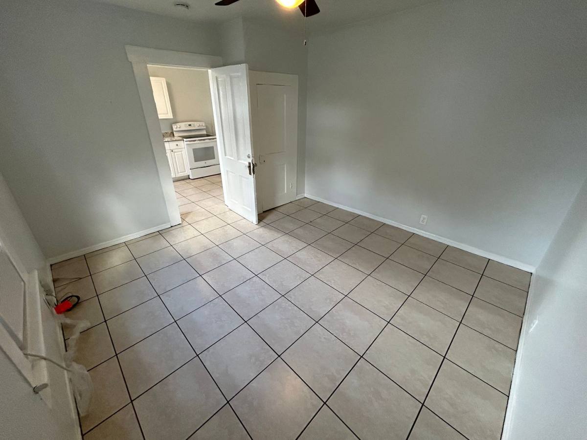 Apartment for rent at 522 7th Ave W, Palmetto, FL 34221