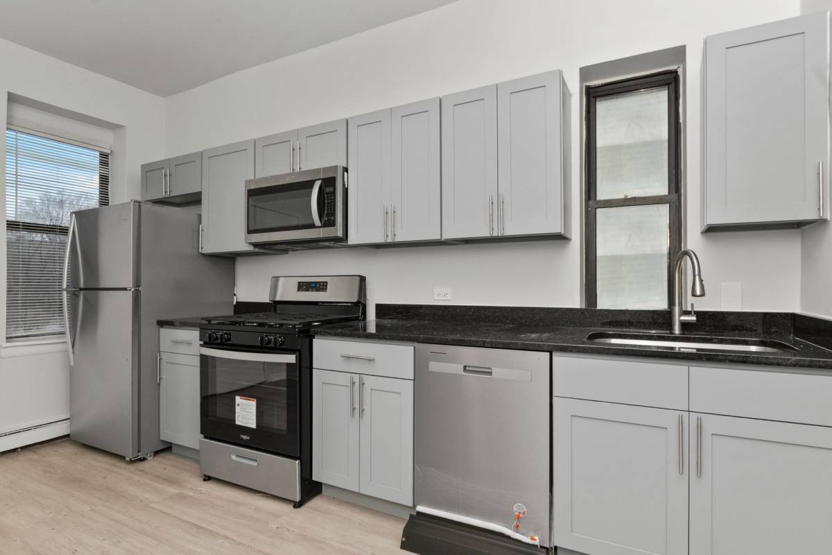 Apartment for rent at 4520-26 S Vincennes Ave, Chicago, IL 60653