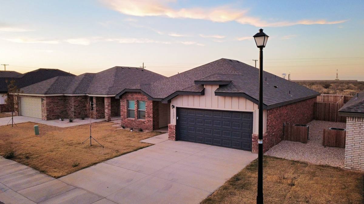 House for rent at 1337 Bajada St, Midland, TX 79705