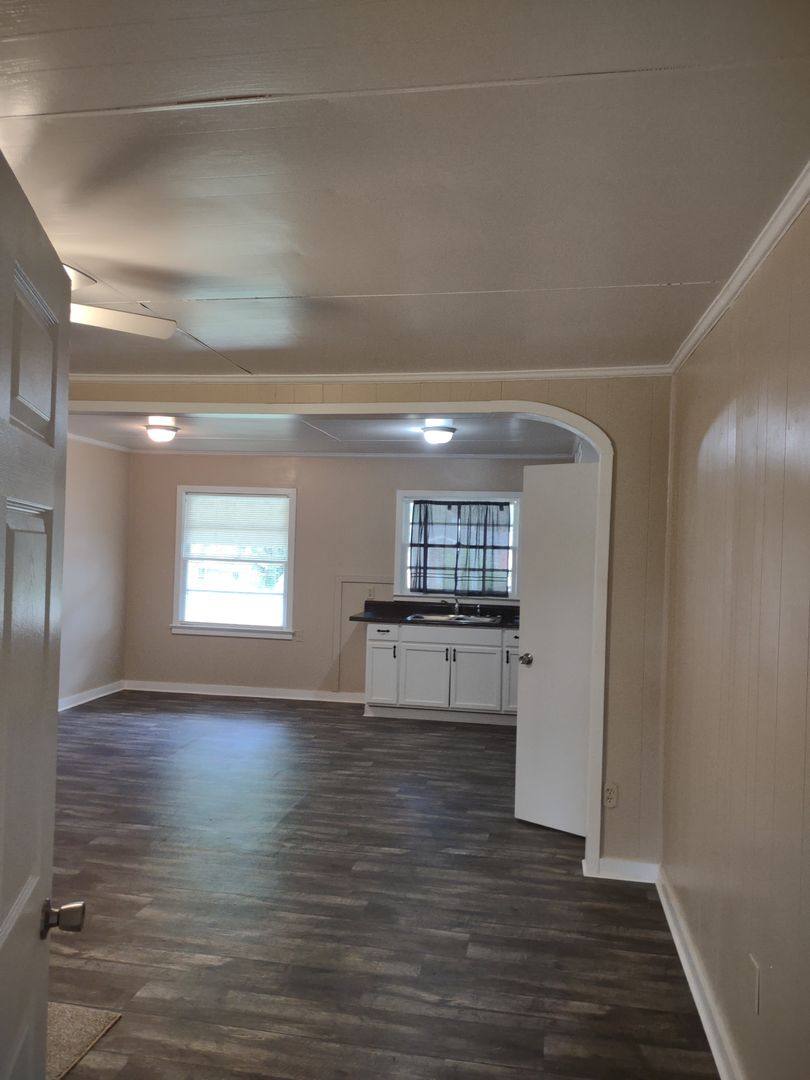 House for rent at 1426 50th Ave, Meridian, MS 39307