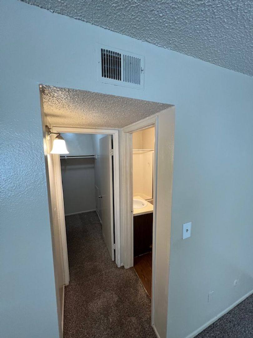 Apartment for rent at 10742 E Exposition Ave, Aurora, CO 80012