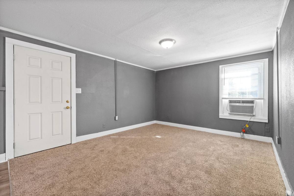 Apartment for rent at 420 Lafayette Rd, Clarksville, TN 37040