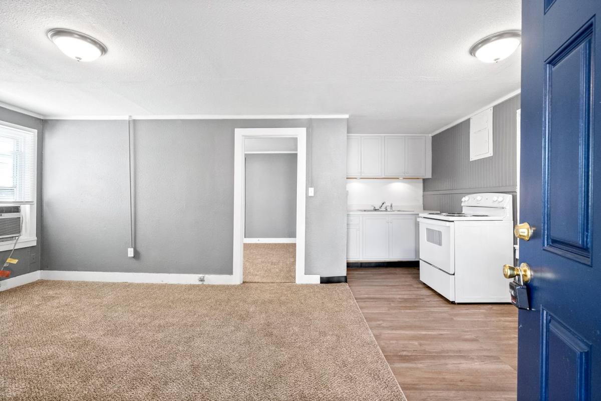 Apartment for rent at 420 Lafayette Rd, Clarksville, TN 37040
