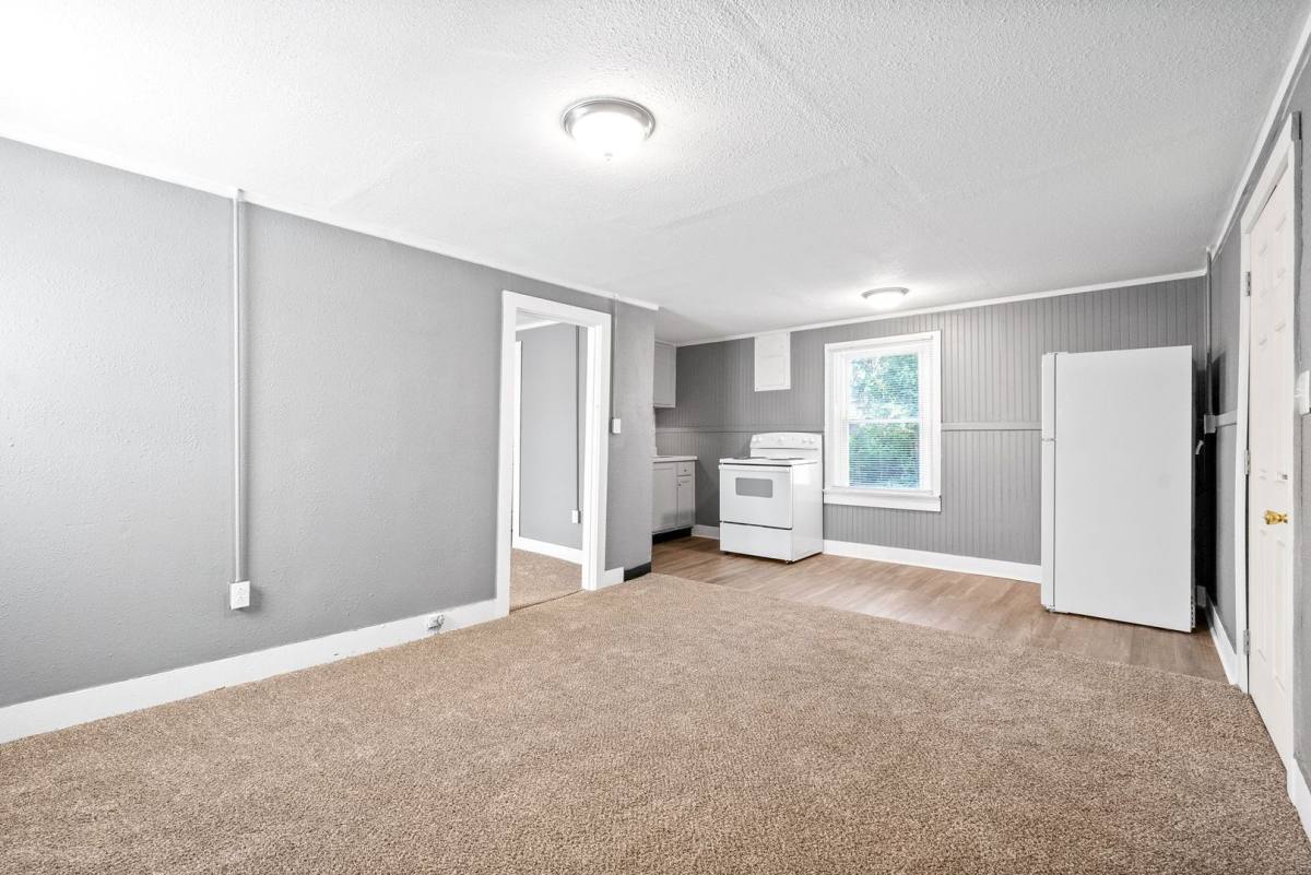 Apartment for rent at 420 Lafayette Rd, Clarksville, TN 37040