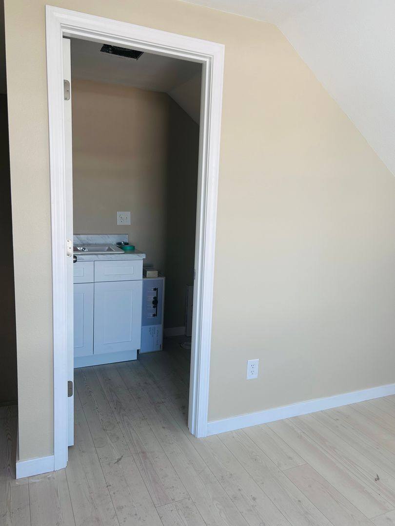 Apartment for rent at 520 Nevada, Dubuque, IA 52001