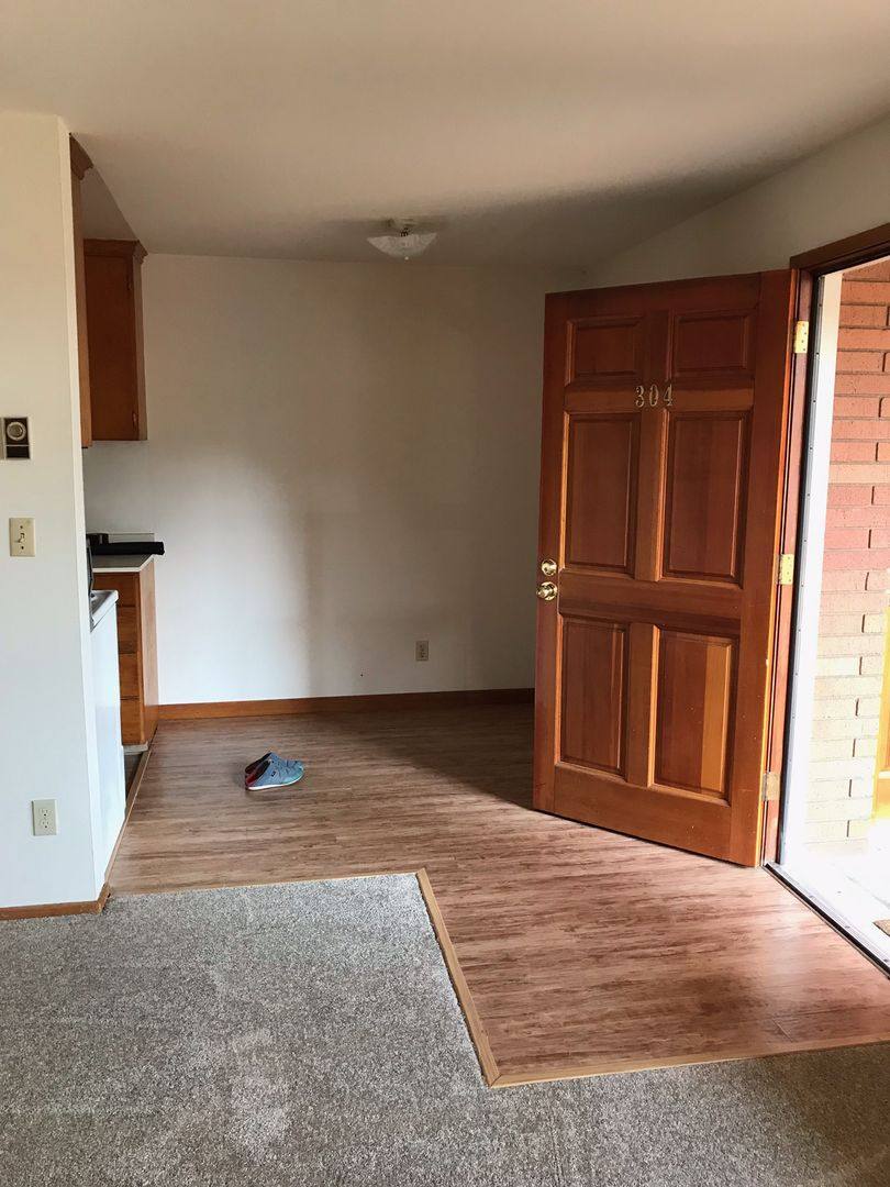 Apartment for rent at 154 Valley St, Seattle, WA 98109