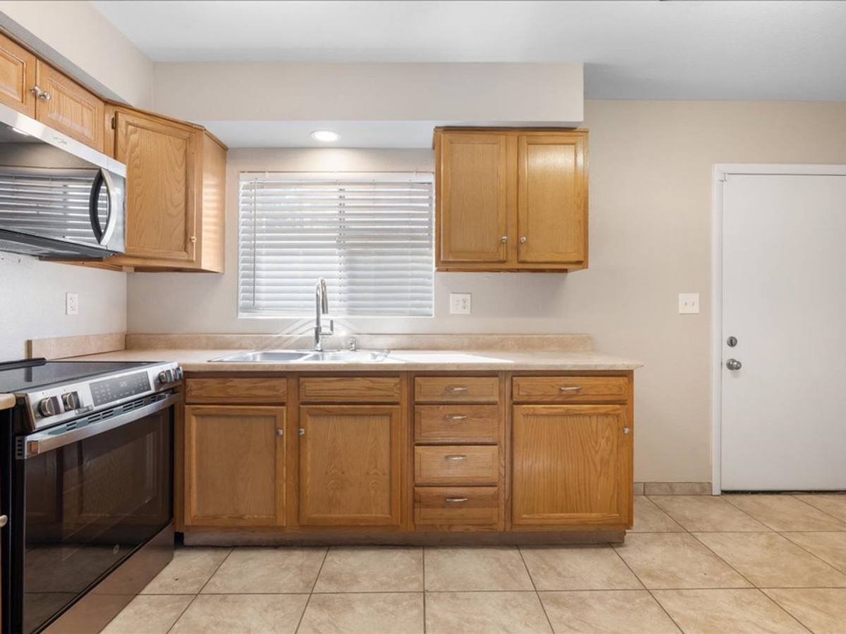 House for rent at 2207 N 9th Ave, Tucson, AZ 85705