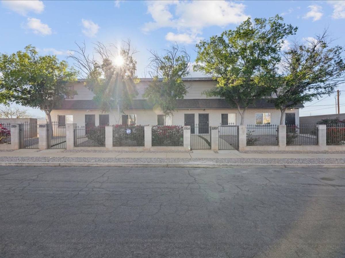 House for rent at 2207 N 9th Ave, Tucson, AZ 85705