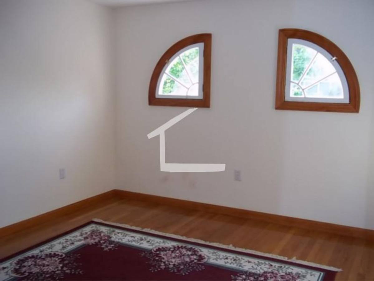 House for rent at 52 Rawson #1, Brookline, MA 02445