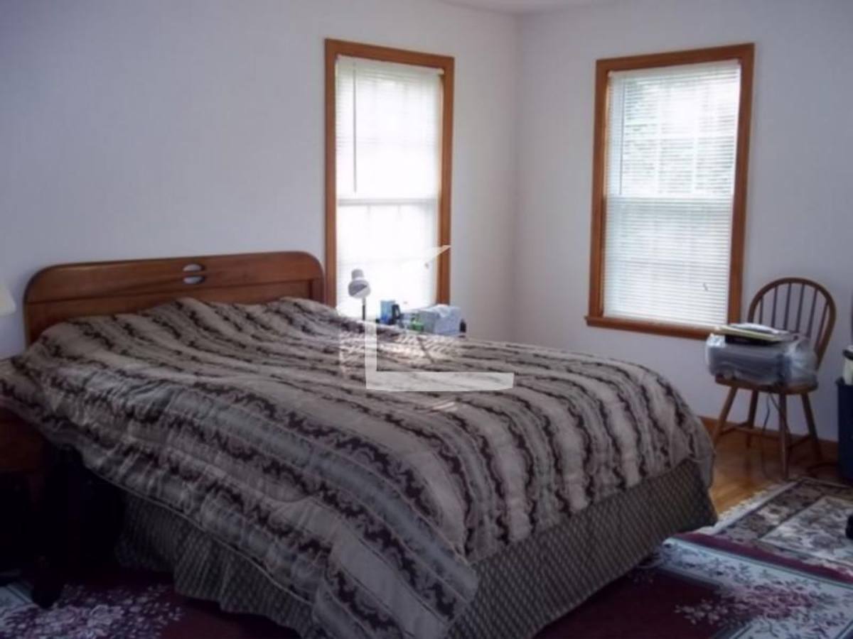 House for rent at 52 Rawson #1, Brookline, MA 02445