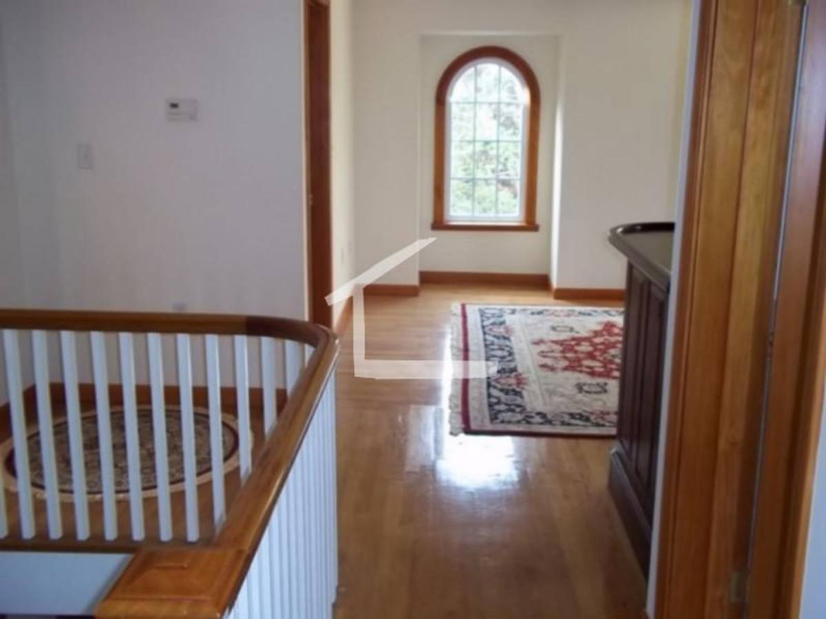 House for rent at 52 Rawson #1, Brookline, MA 02445