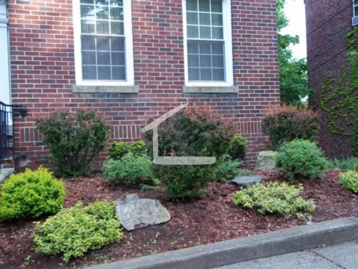 House for rent at 52 Rawson #1, Brookline, MA 02445