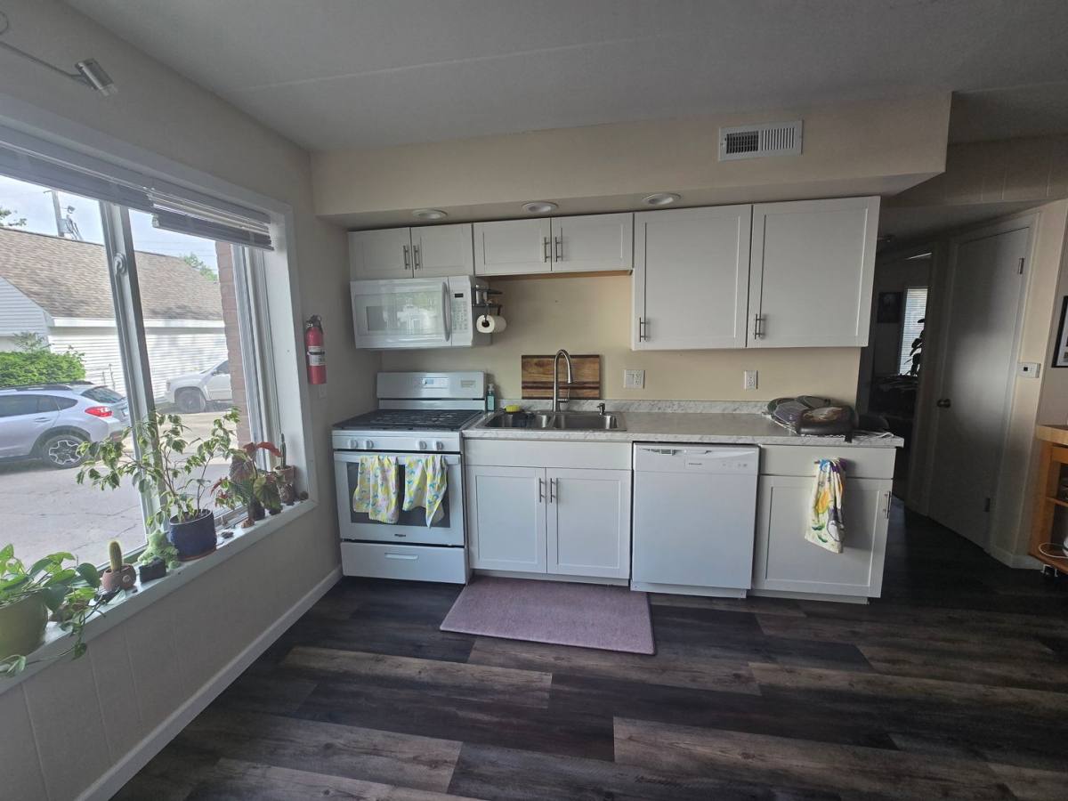 Apartment for rent at 409 W Elm St, Urbana, IL 61801