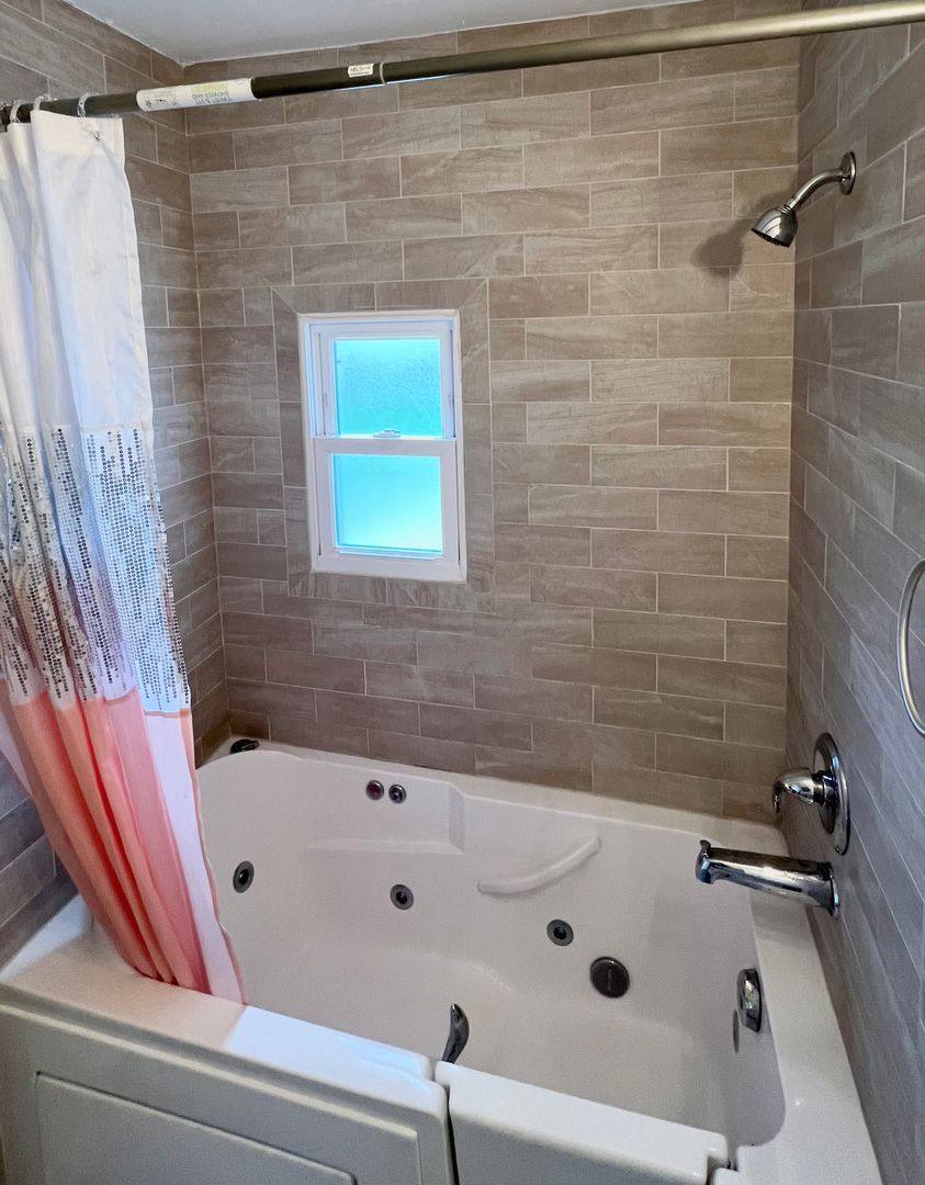 House for rent at 7531 N Inkster Rd, Westland, MI 48185