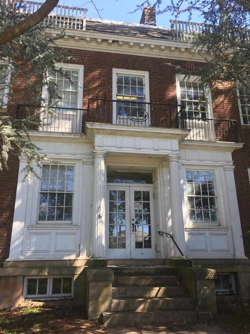 Apartment for rent at 64 University Way, Charlottesville, VA 22903