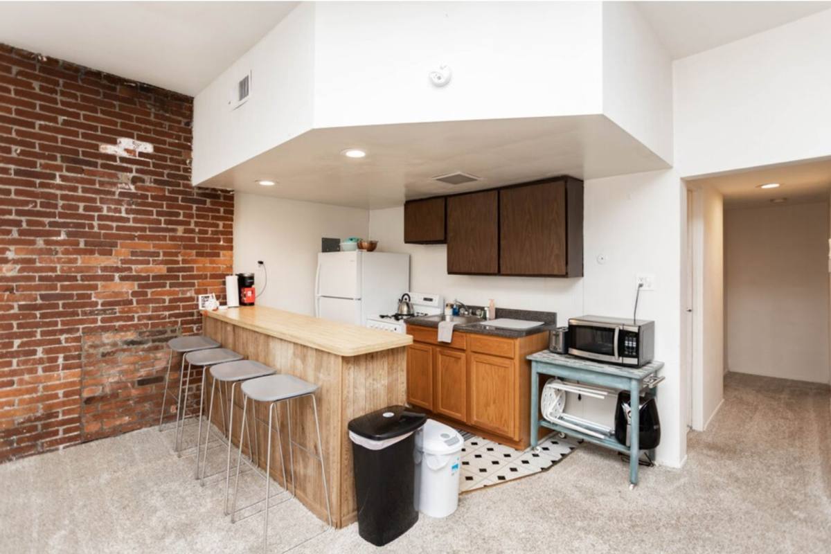 Apartment for rent at 300 Craft Ave, Pittsburgh, PA 15213
