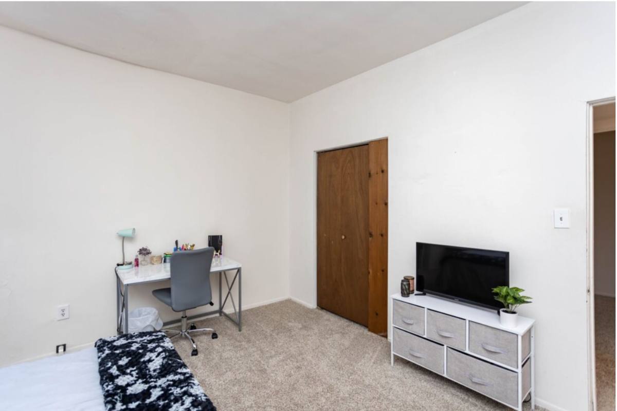 Apartment for rent at 300 Craft Ave, Pittsburgh, PA 15213